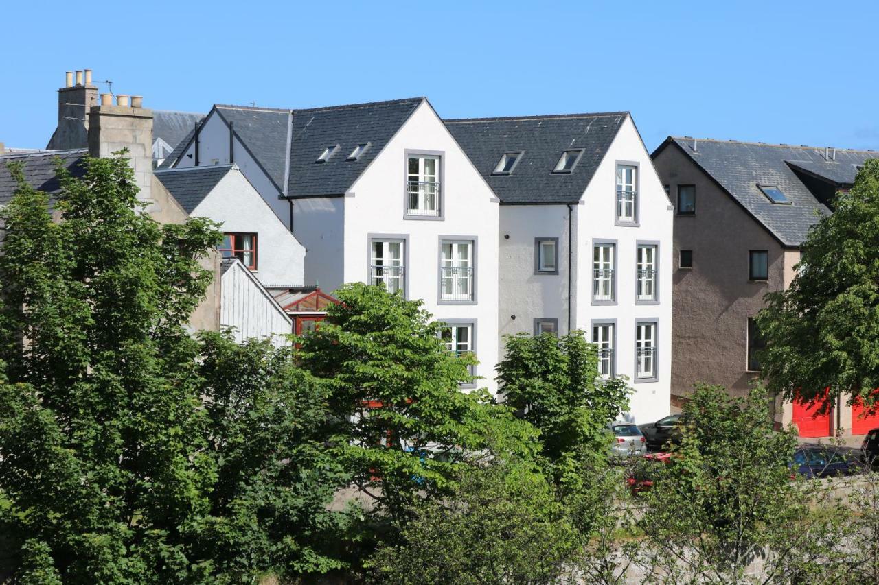 Riverbank Apartment Nairn